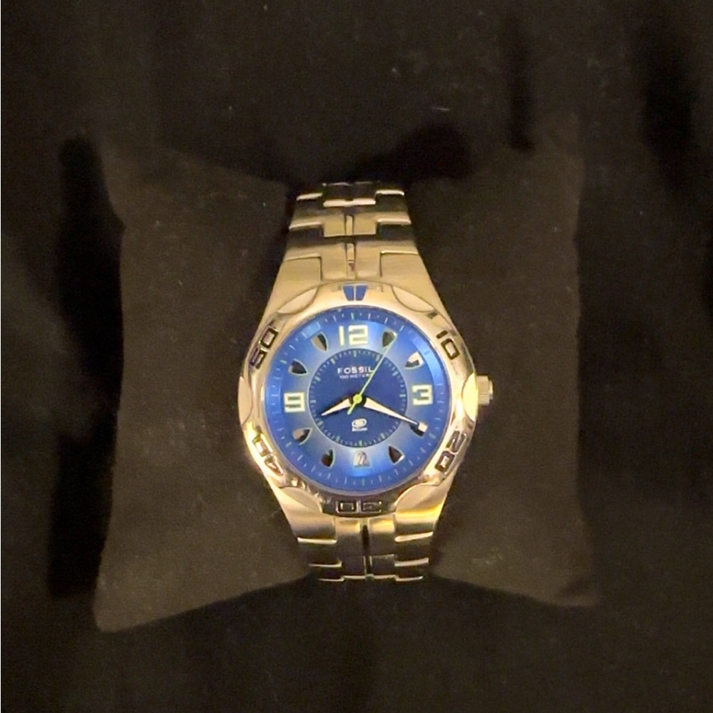 Fossil Men's Silver and Blue Watch